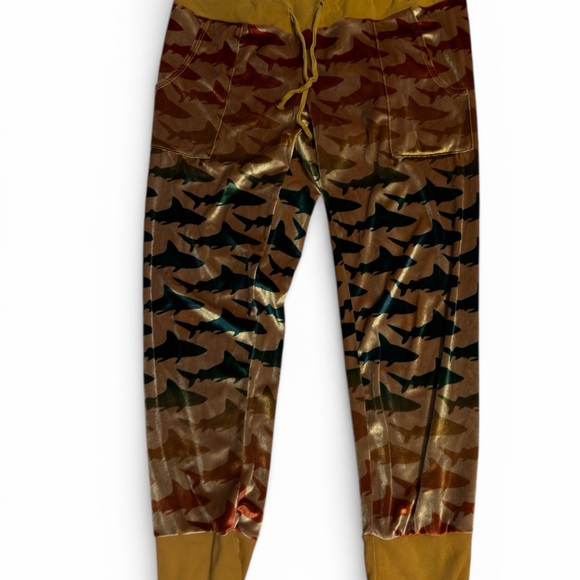 Rare Aviator Nation Velvet Shark Week Joggers - Picture 2 of 5